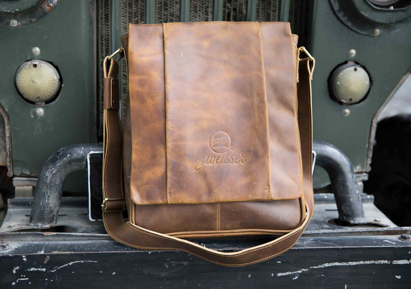 laptoptasche luca pflanzlich gegerbt honig-braun jeep 1